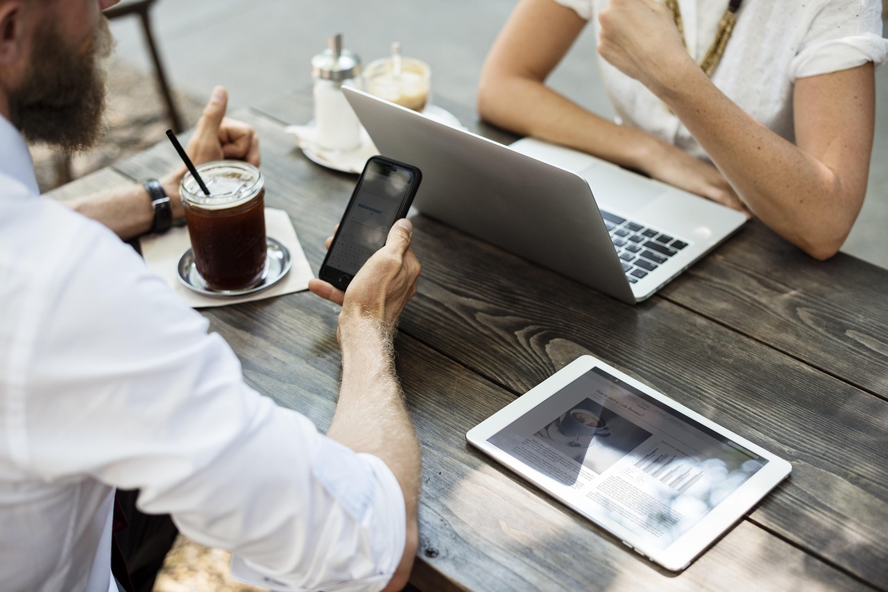 Agreement, brainstorming, coffee — Ensure Project Safety with a Pre-Work Asbestos Test