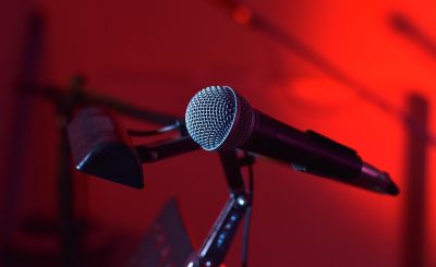 Microphone, live music, tape — Find the Best Value for Real Money Gambling at Malaysian Online Casinos